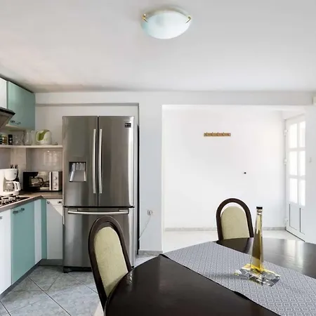 Apartmani Vinko Tribunj-Sovlje Tribalj Exterior foto
