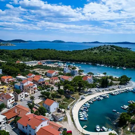 Apartmani Vinko Tribunj-Sovlje Tribalj Exterior foto