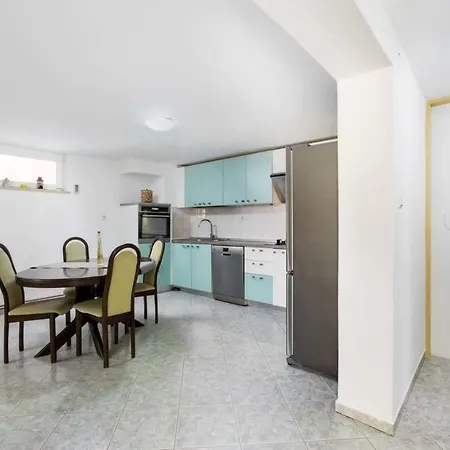 Apartmani Vinko Tribunj-Sovlje Tribalj Exterior foto