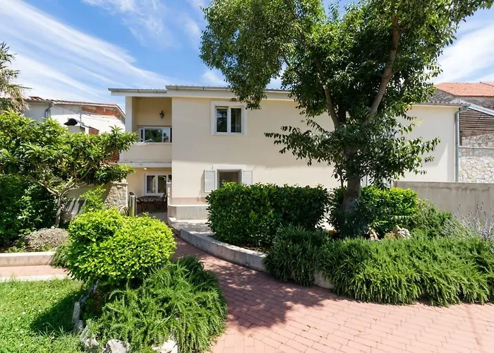 Apartmani Vinko Tribunj-Sovlje