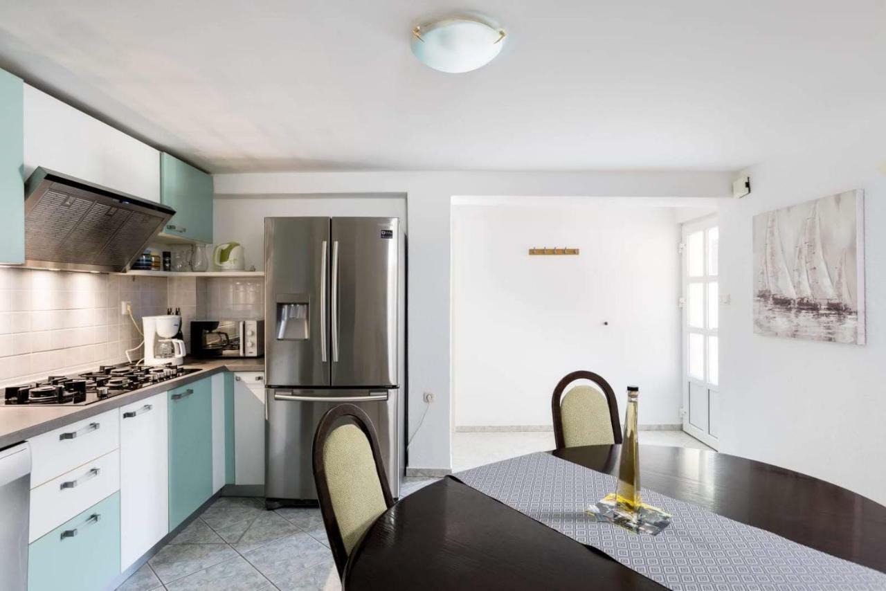 Apartment Vinko Tribunj-sovlje *
